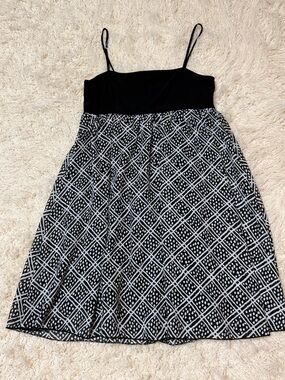 NWOT Women’s Blush size medium Black & White Spaghetti Strap A-Line Dress